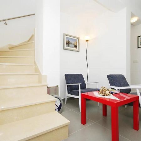 House Viki Villa Plano Bagian luar foto