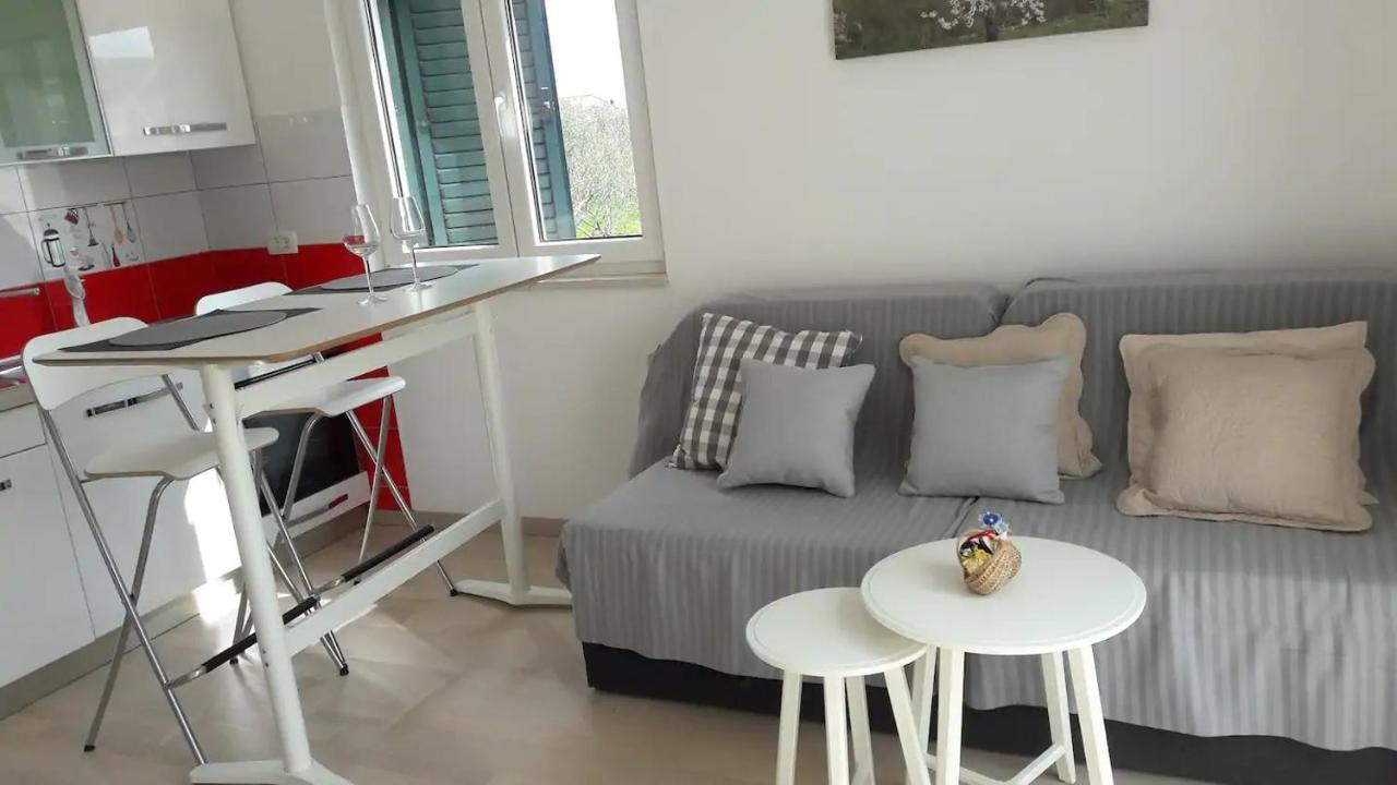 House Viki Villa Plano Bagian luar foto